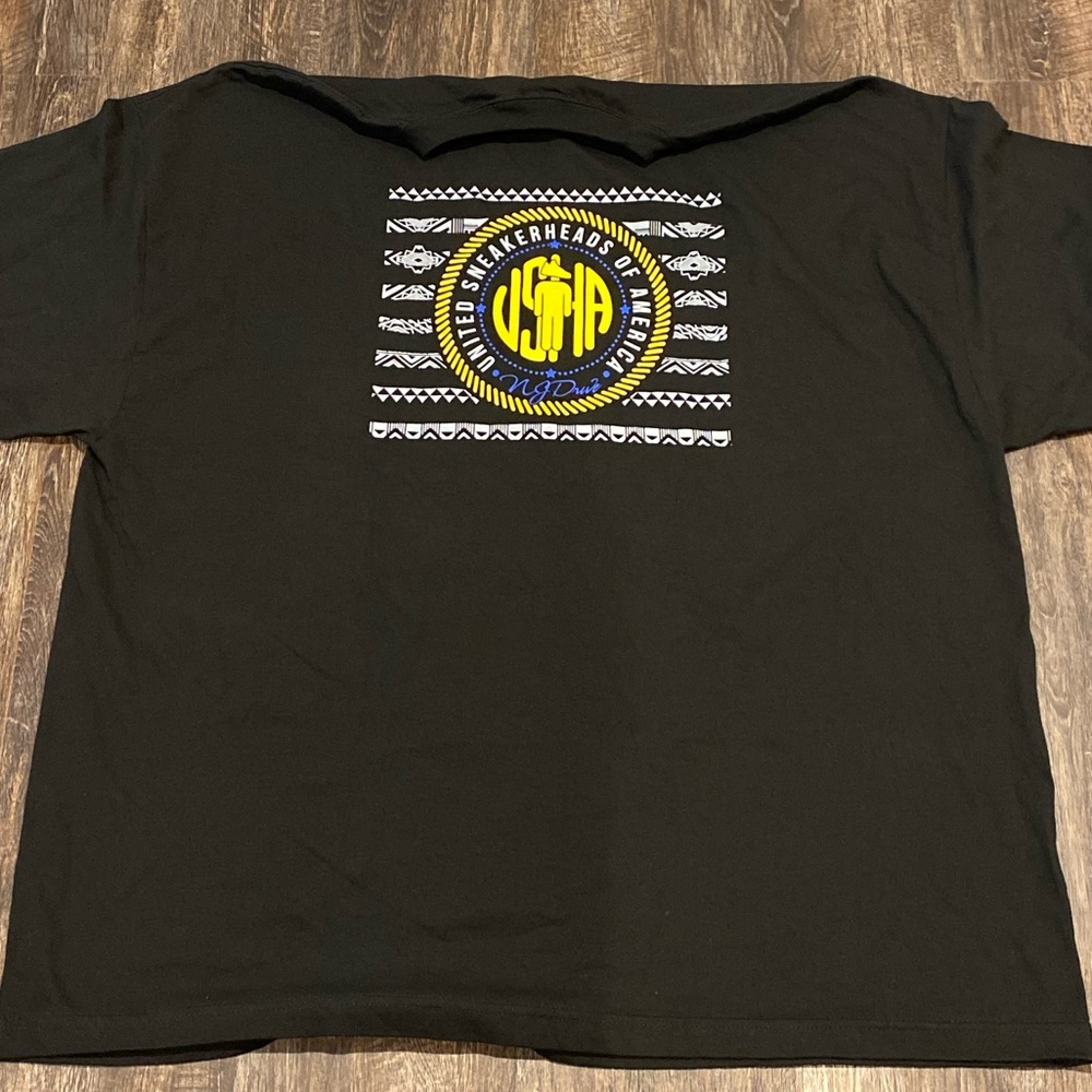 Tee Shirt